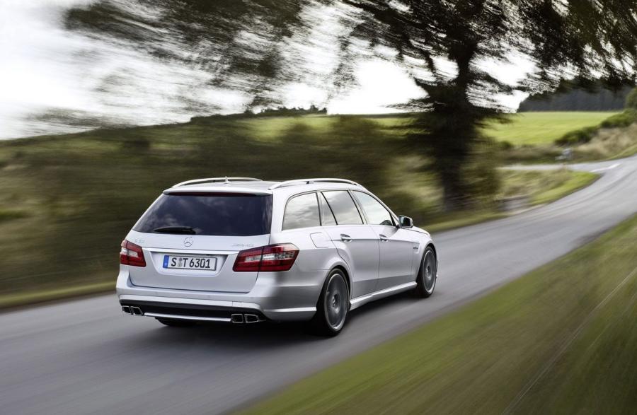  Mercedes-Benz E63 AMG Wagon 2011 года  (фото 11 из 11)